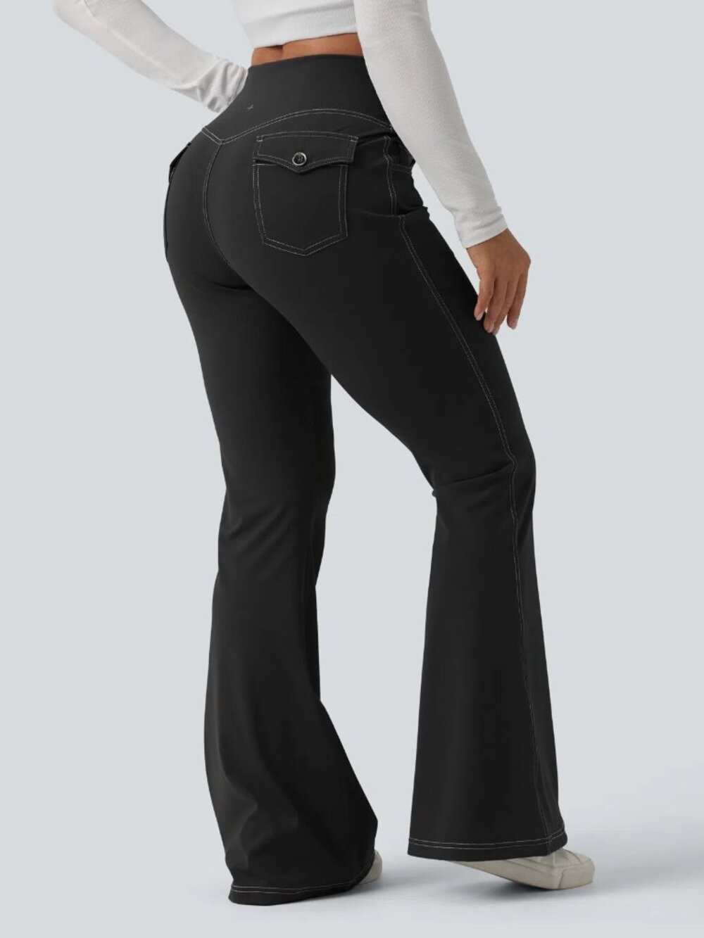 Halara MEDIUM Mid Rise Crossover Super Flare Casual Leggings with Pockets 50%off